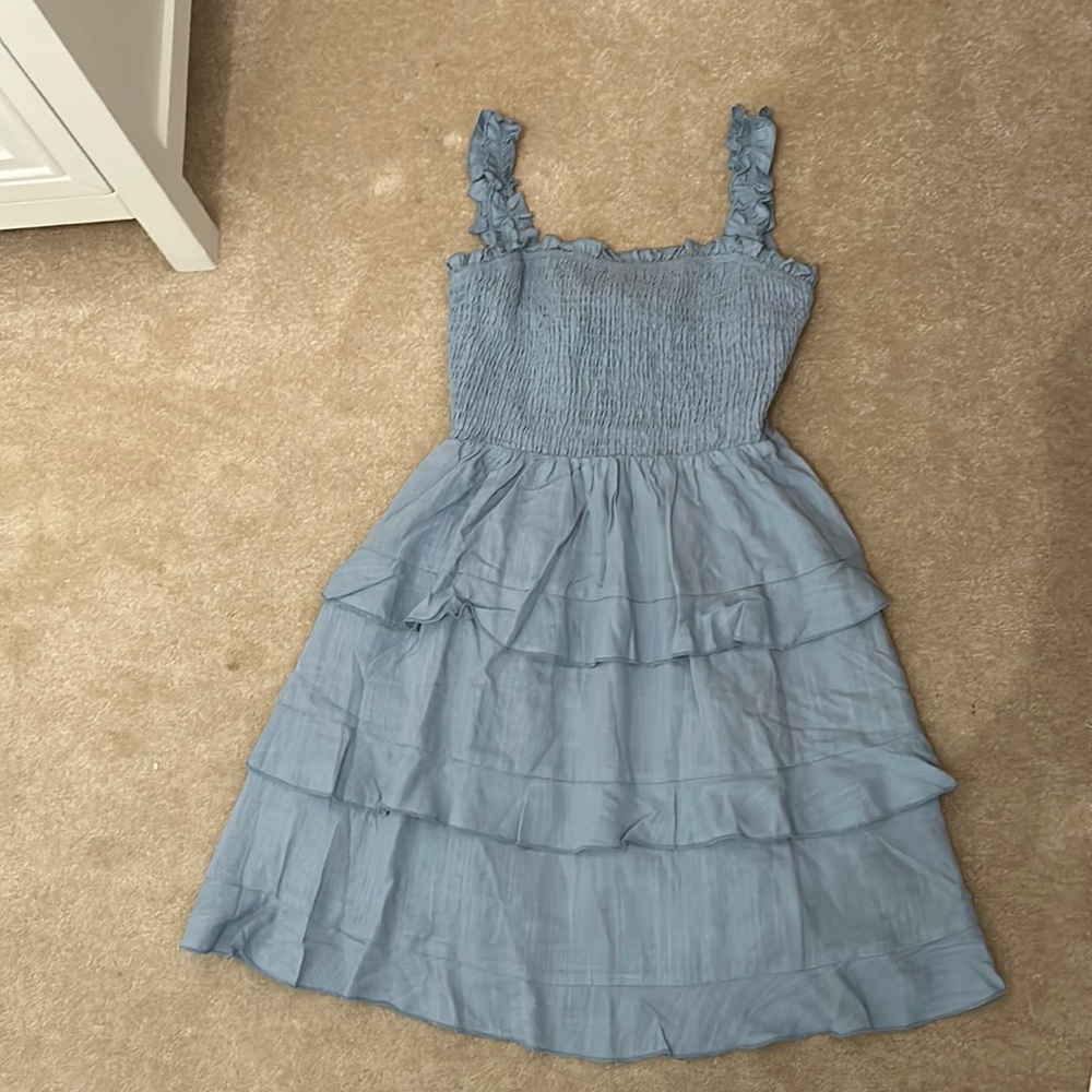 Women’s Lulu’s Light Blue Smocked Bow Ruffle Sleeveless Dress Size Small NWT